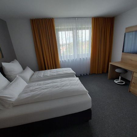 Ferienwohnung Nikolena Pirmasens Luaran gambar