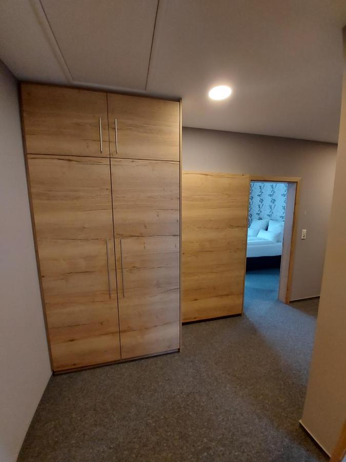 Ferienwohnung Nikolena Pirmasens Luaran gambar